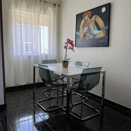 Completo A 15 Min Del Aeropuerto Y La Playa Apartamento Vecindario (Gran Canaria)