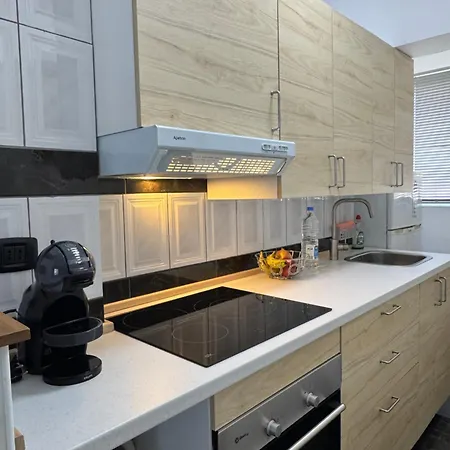 Completo A 15 Min Del Aeropuerto Y La Playa